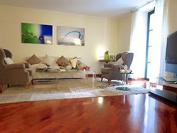 Temporary House - Brera District