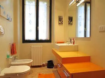 Temporary House - Brera District * Milan
