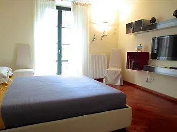 Temporary House - Brera District Milan