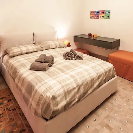 Temporary House - Brera District