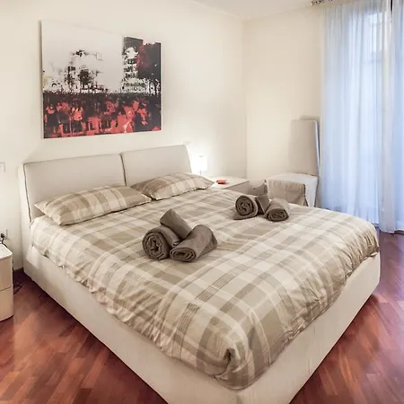 Temporary House - Brera District Milan